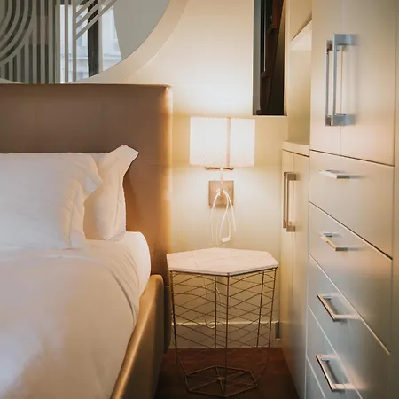 Prestige Boutique Homes - San Babila * Mailand